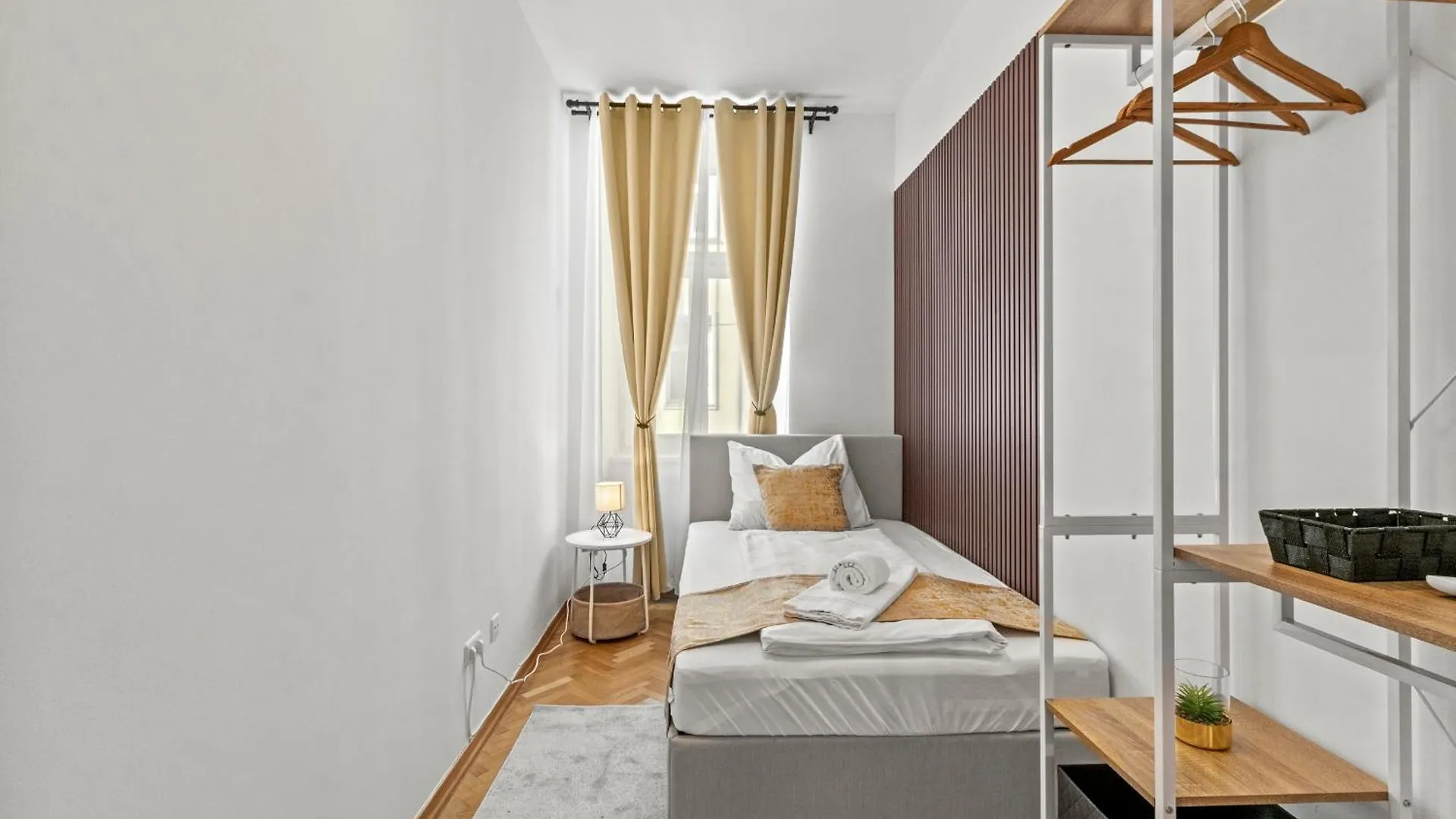 Daire Zentrale, Stilvolle Und Gemuetliche Wohnung Viyana Avusturya