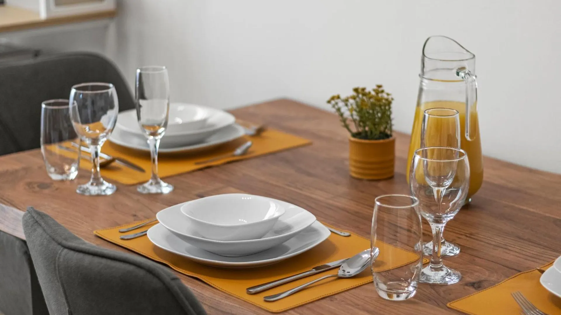 Zentrale, Stilvolle Und Gemuetliche Wohnung Vienna Austria